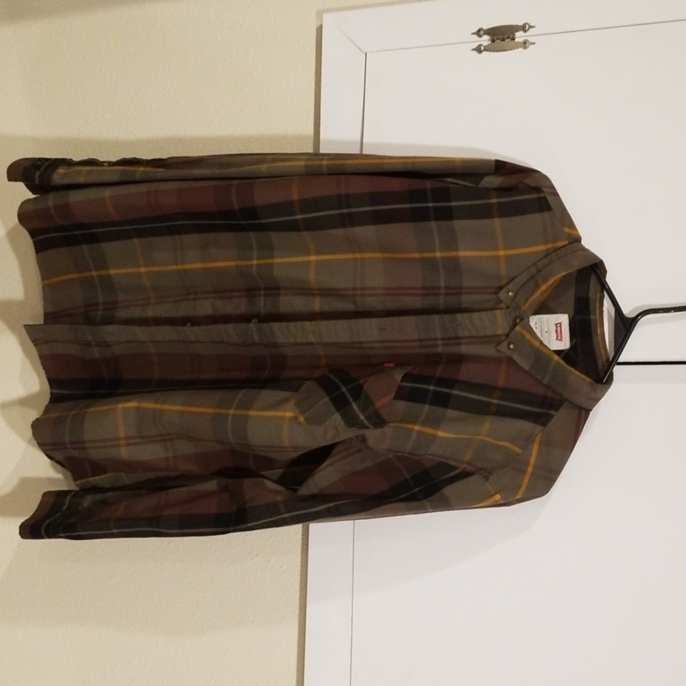 Mens XL Levis button down shirt